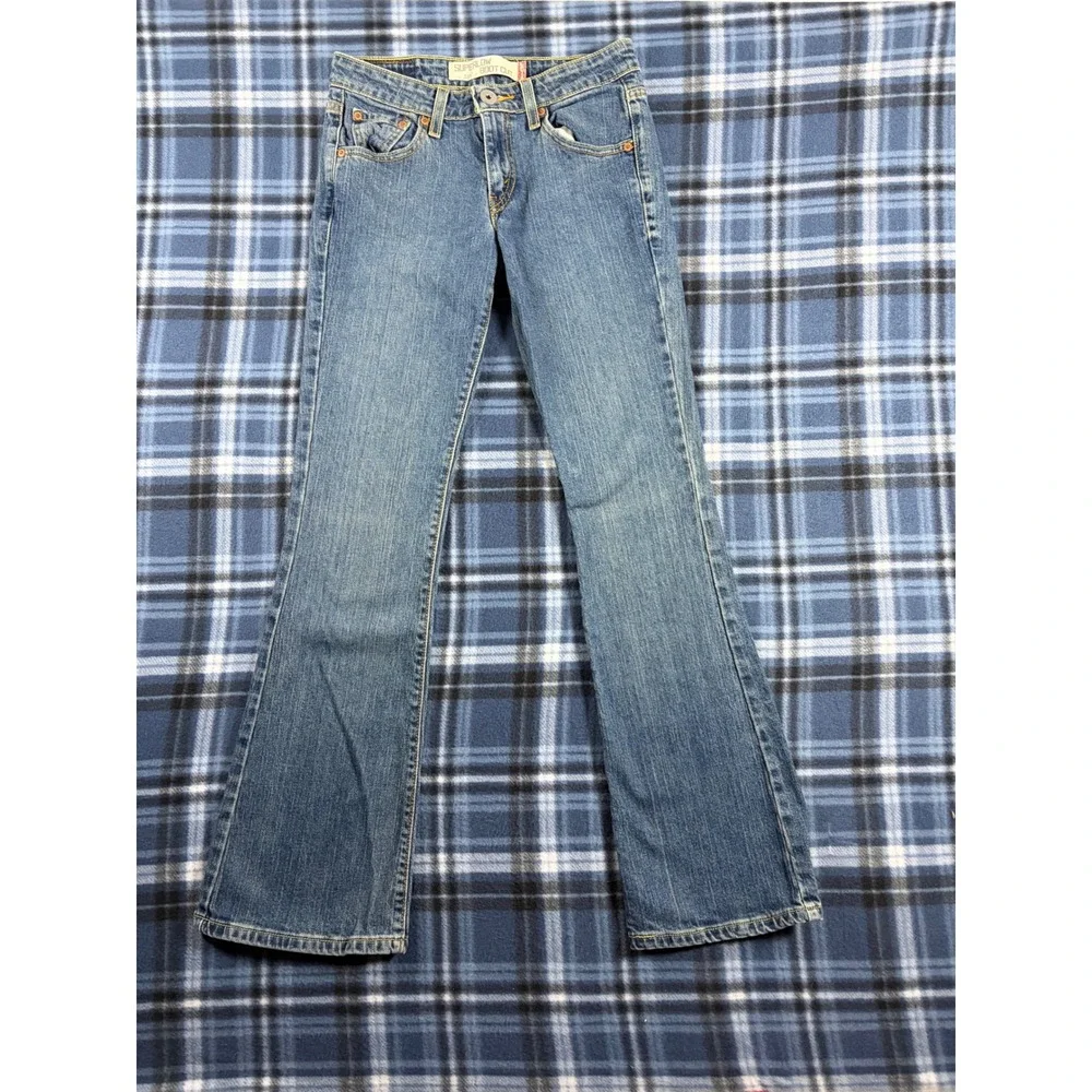 Levis 518 Superlow Boot Cut Jeans Medium Wash Blue Denim Womens 1M 518-0166